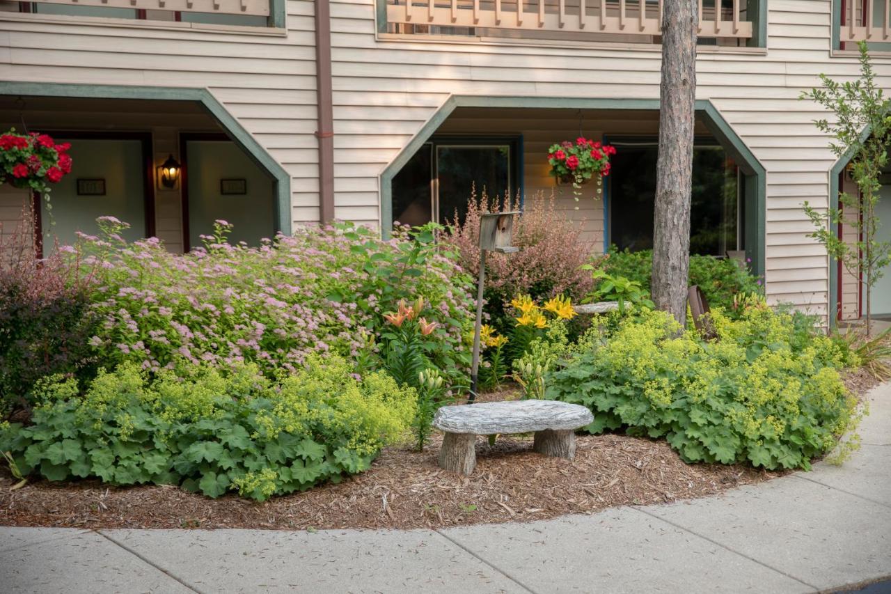 Coachlite Inn Sister Bay Exterior foto