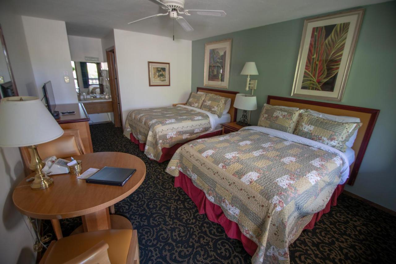 Coachlite Inn Sister Bay Exterior foto